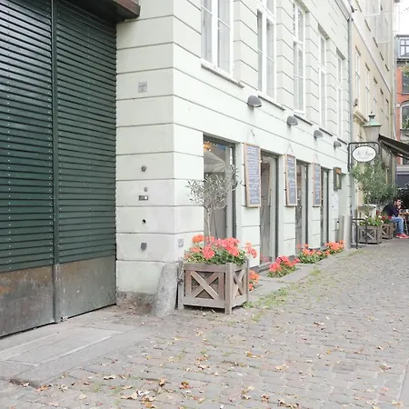 Direct Inner City 2 Apartment *