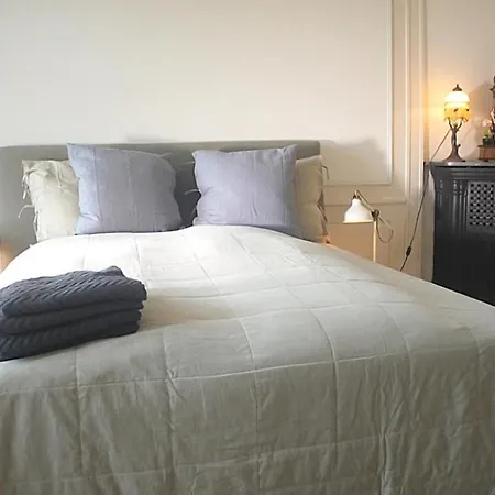 Direct Inner City 2 Apartment *