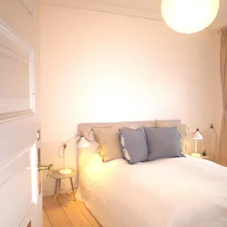 Direct Inner City 2 Apartment *
